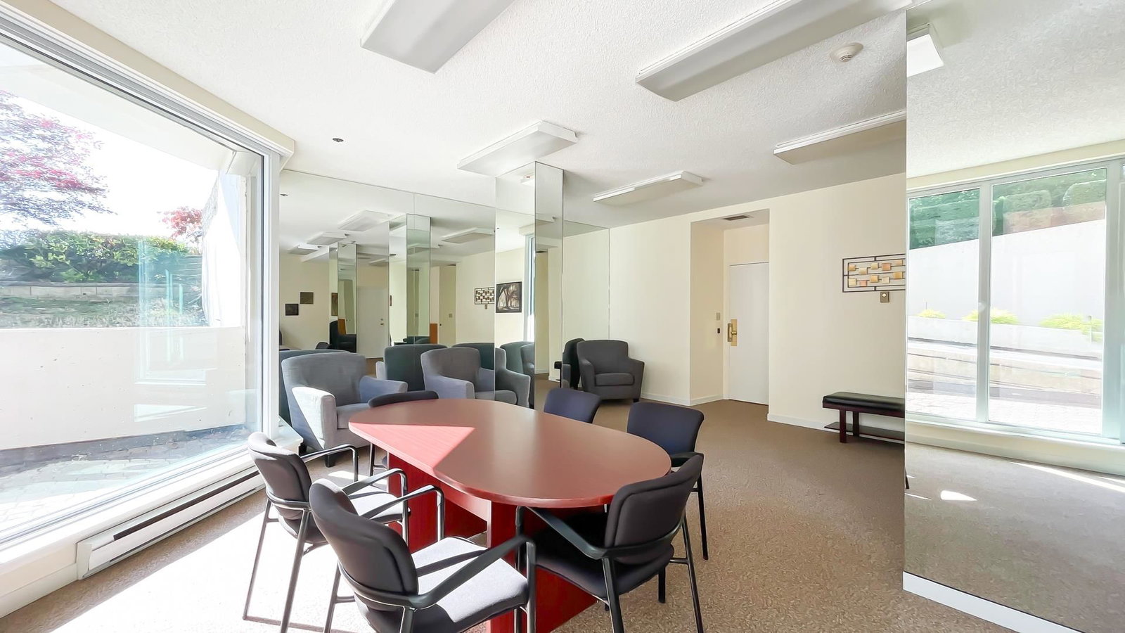 Listing Image 22