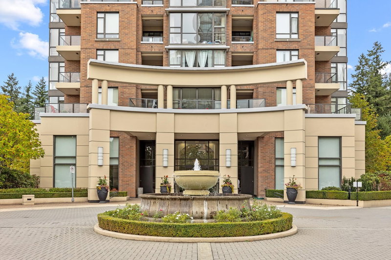 1802 - 6823 Station Hill Drive, Burnaby, V3N 0A9 | Image 2