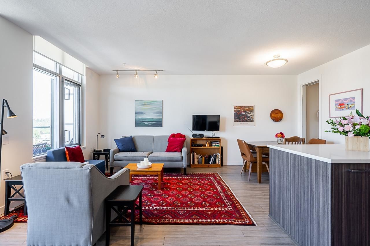 Listing Image 12