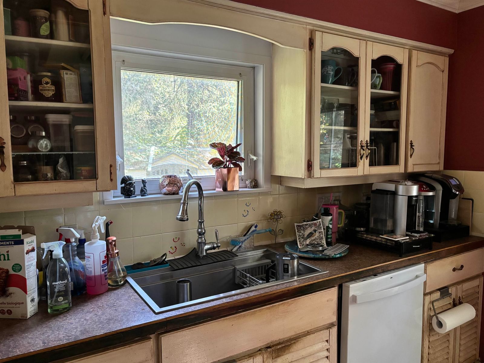 Listing Image 4
