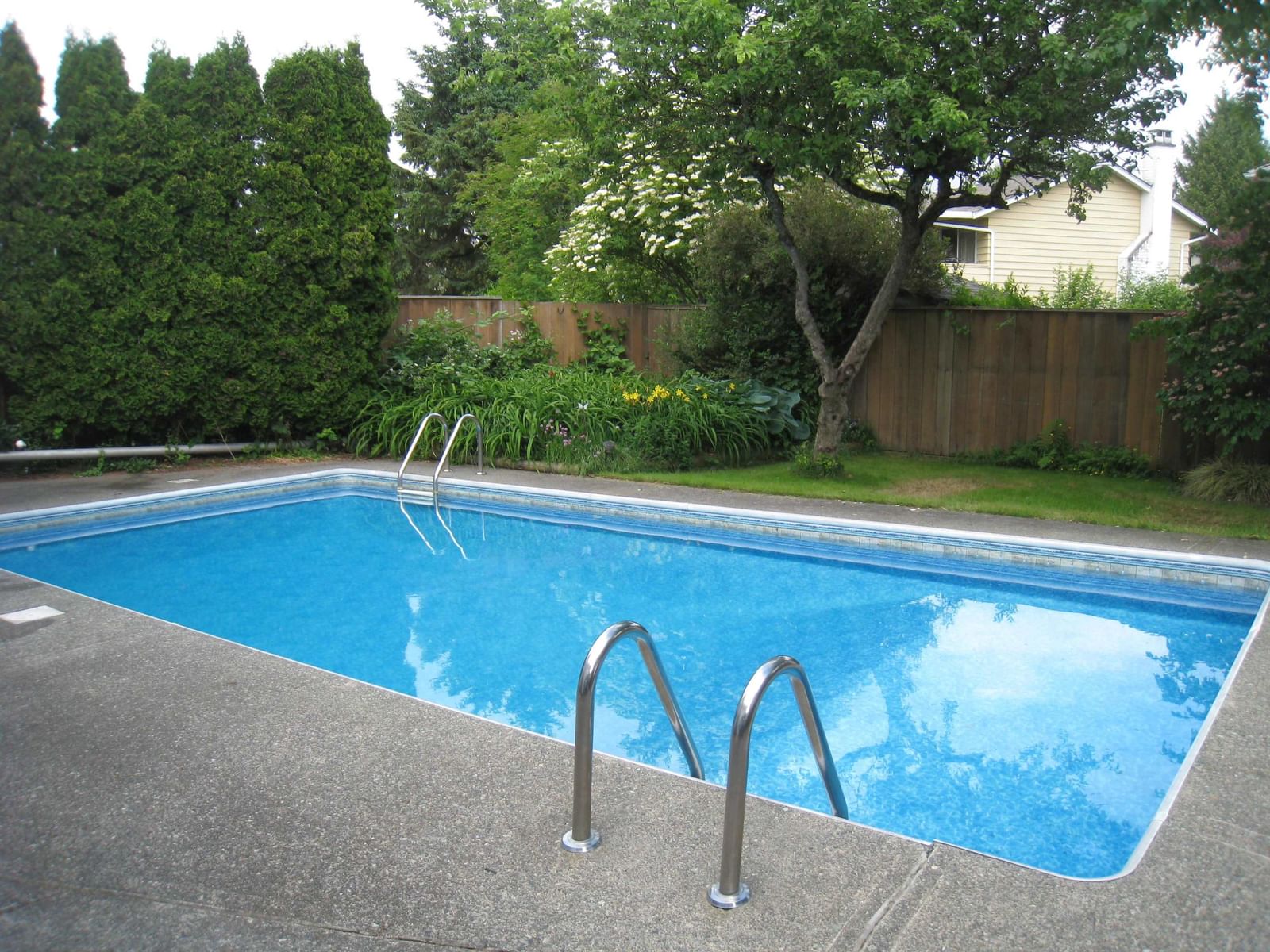 Listing Image 9