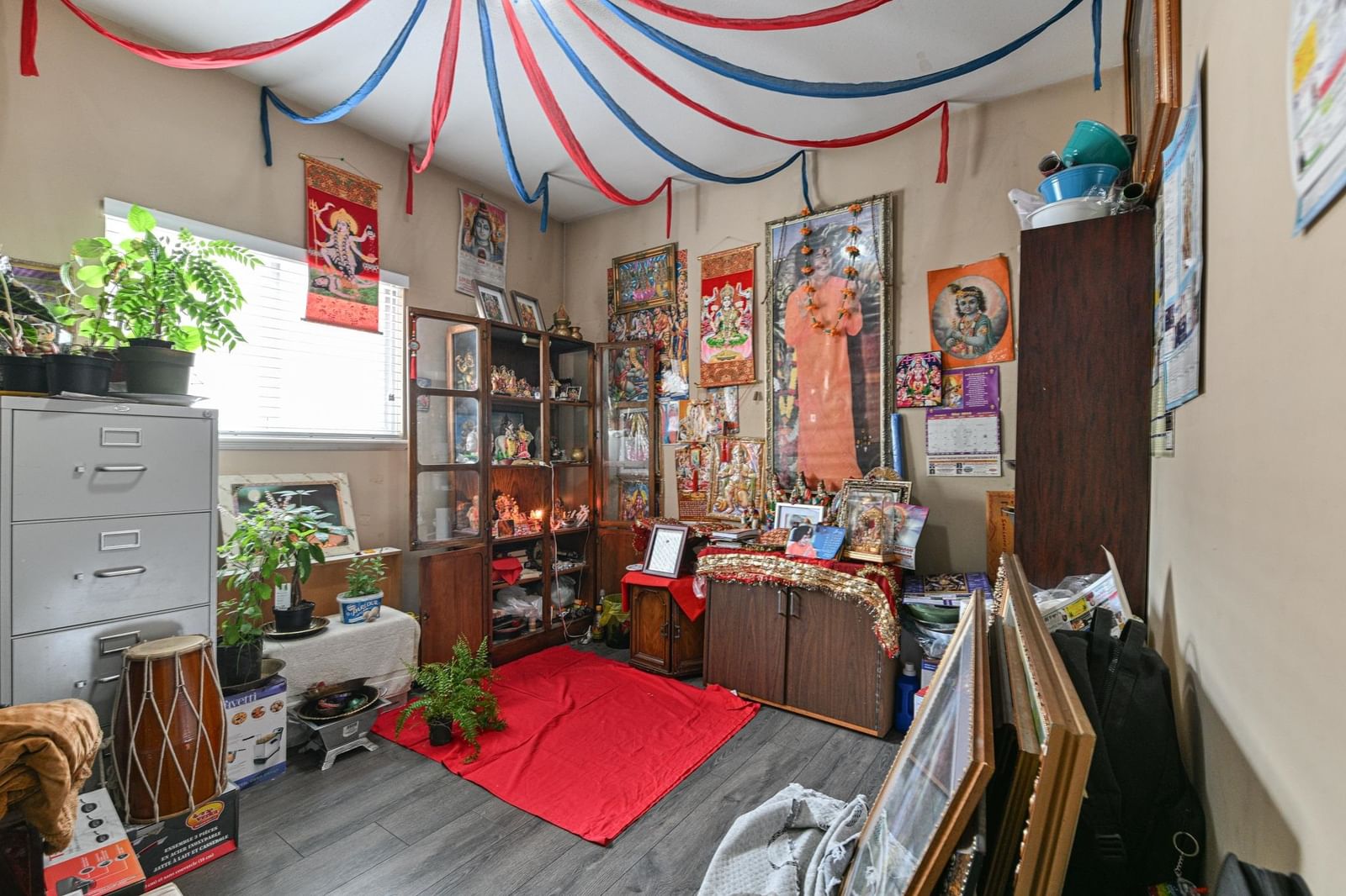 Listing Image 16