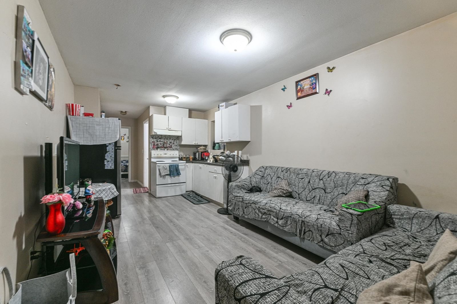 Listing Image 33