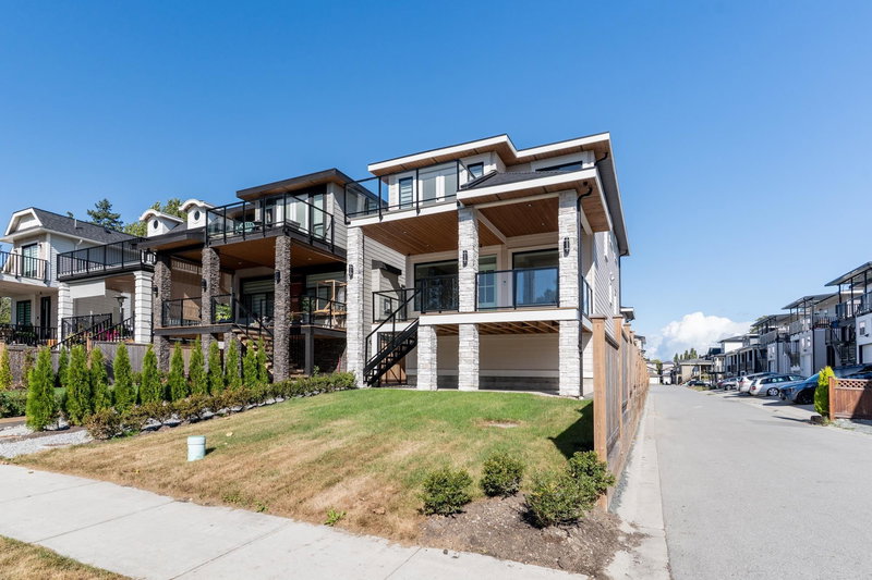 215 Mabel Street, New Westminster, V3M 0L1 | Image 3