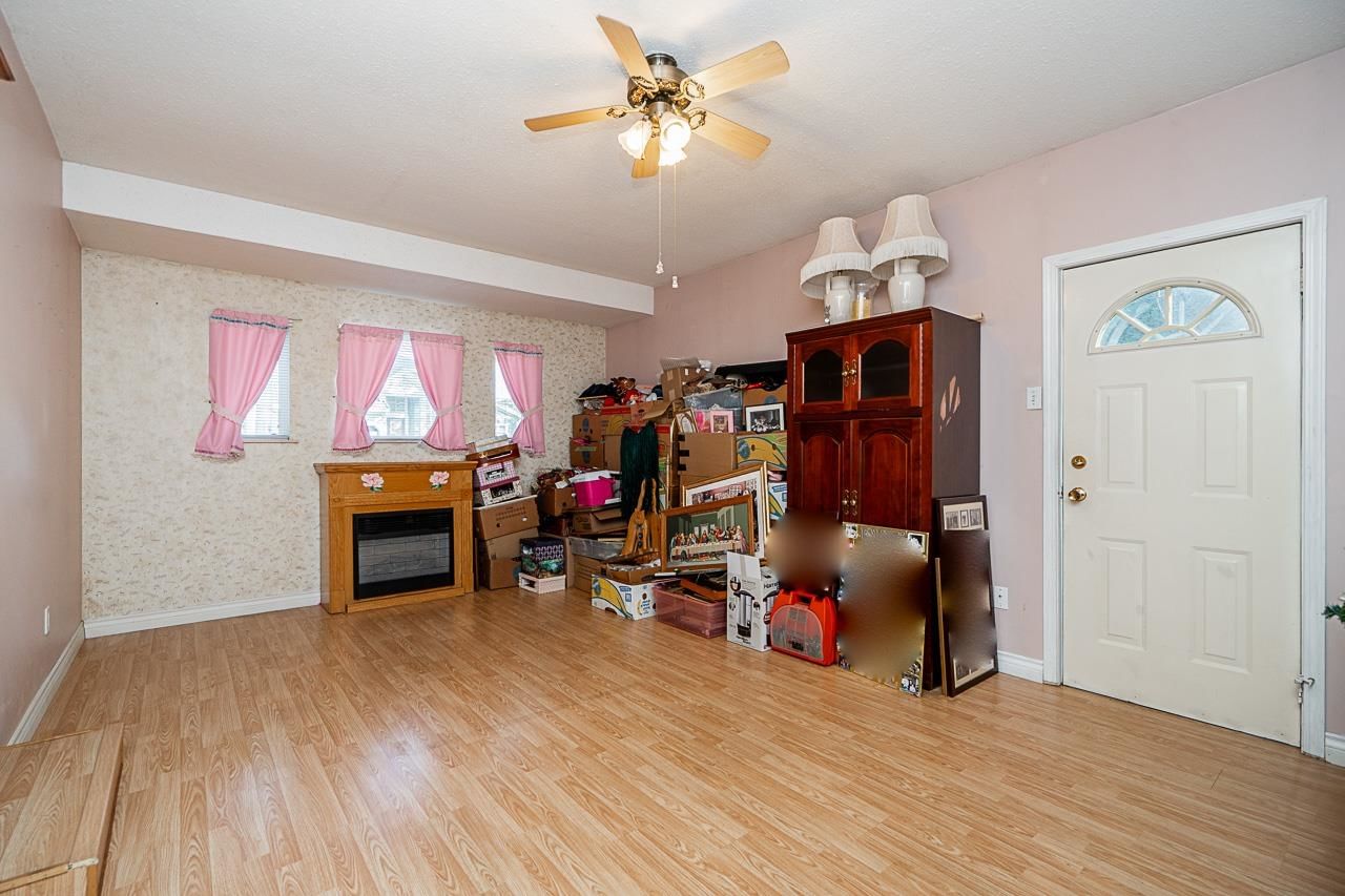 Listing Image 25