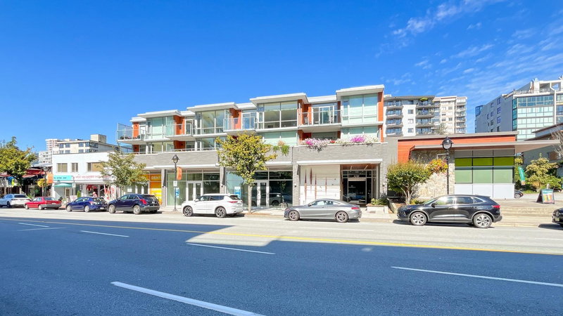 205 - 1331 Marine Drive, West Vancouver, V7T 1B6 | Image 2
