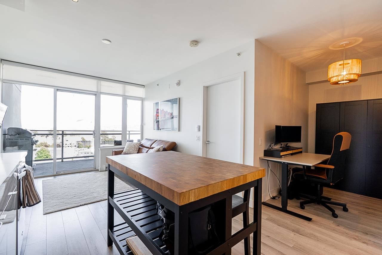 Listing Image 9