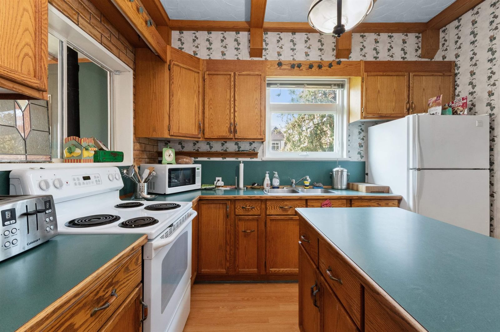 Listing Image 12