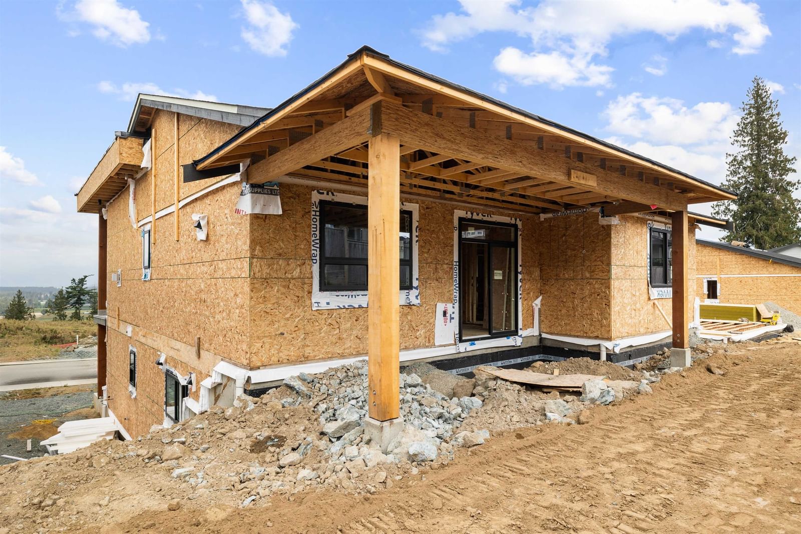 Listing Image 4