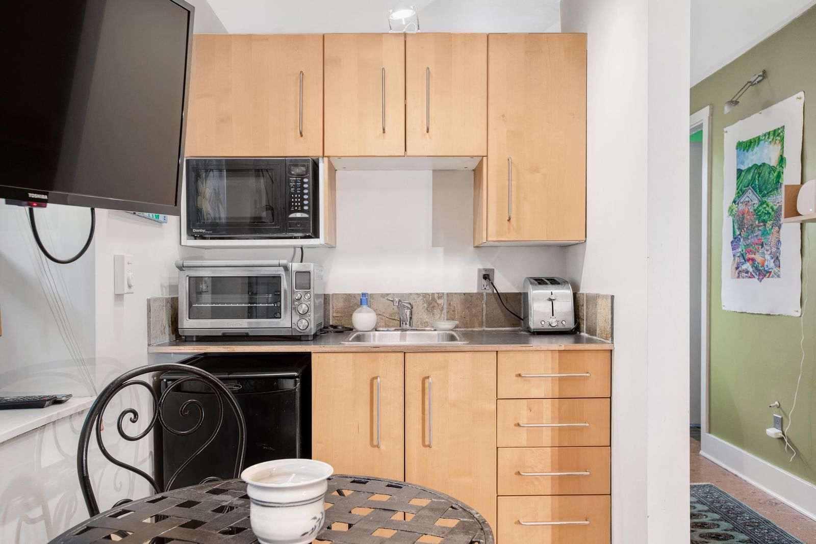 Listing Image 10
