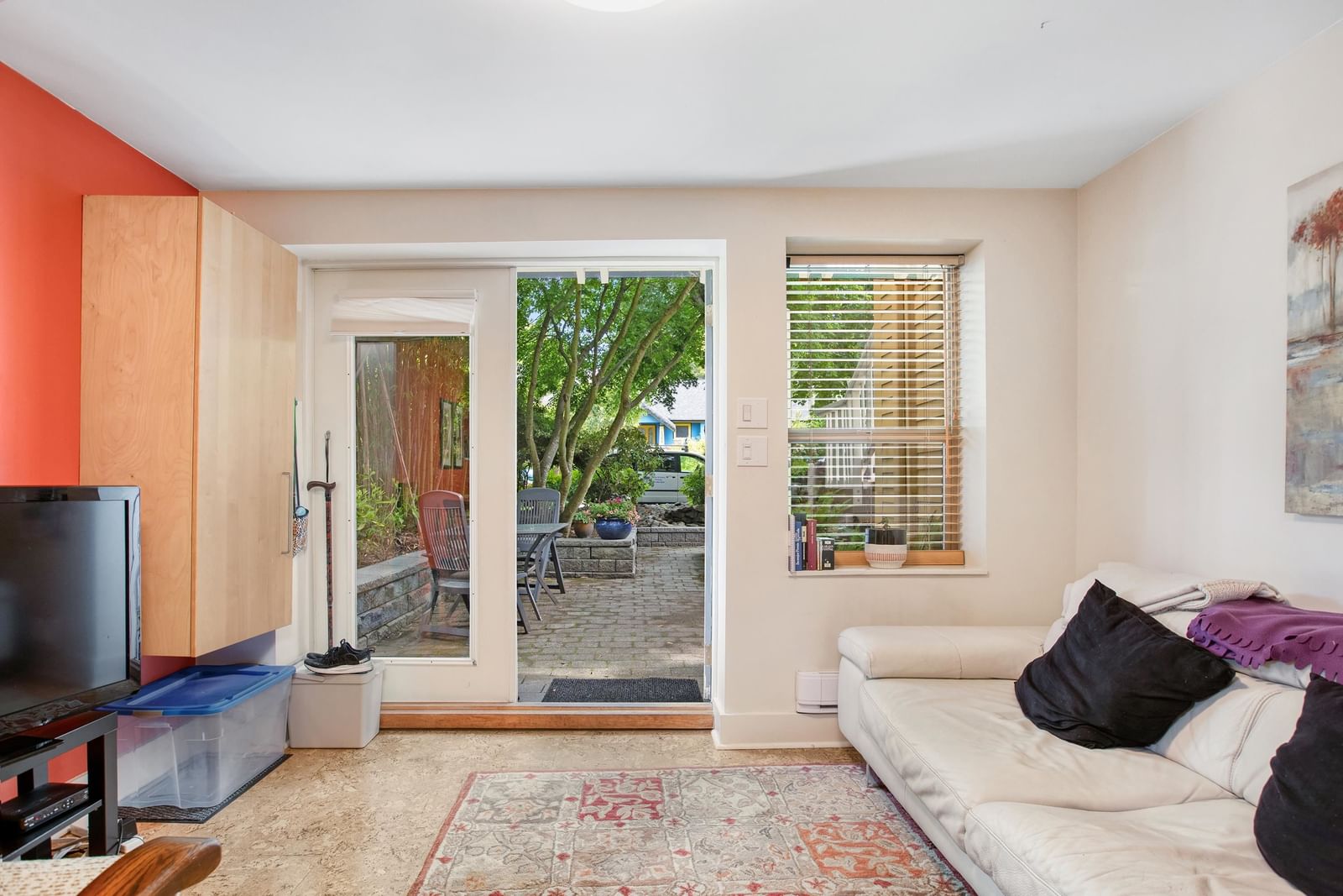 Listing Image 13
