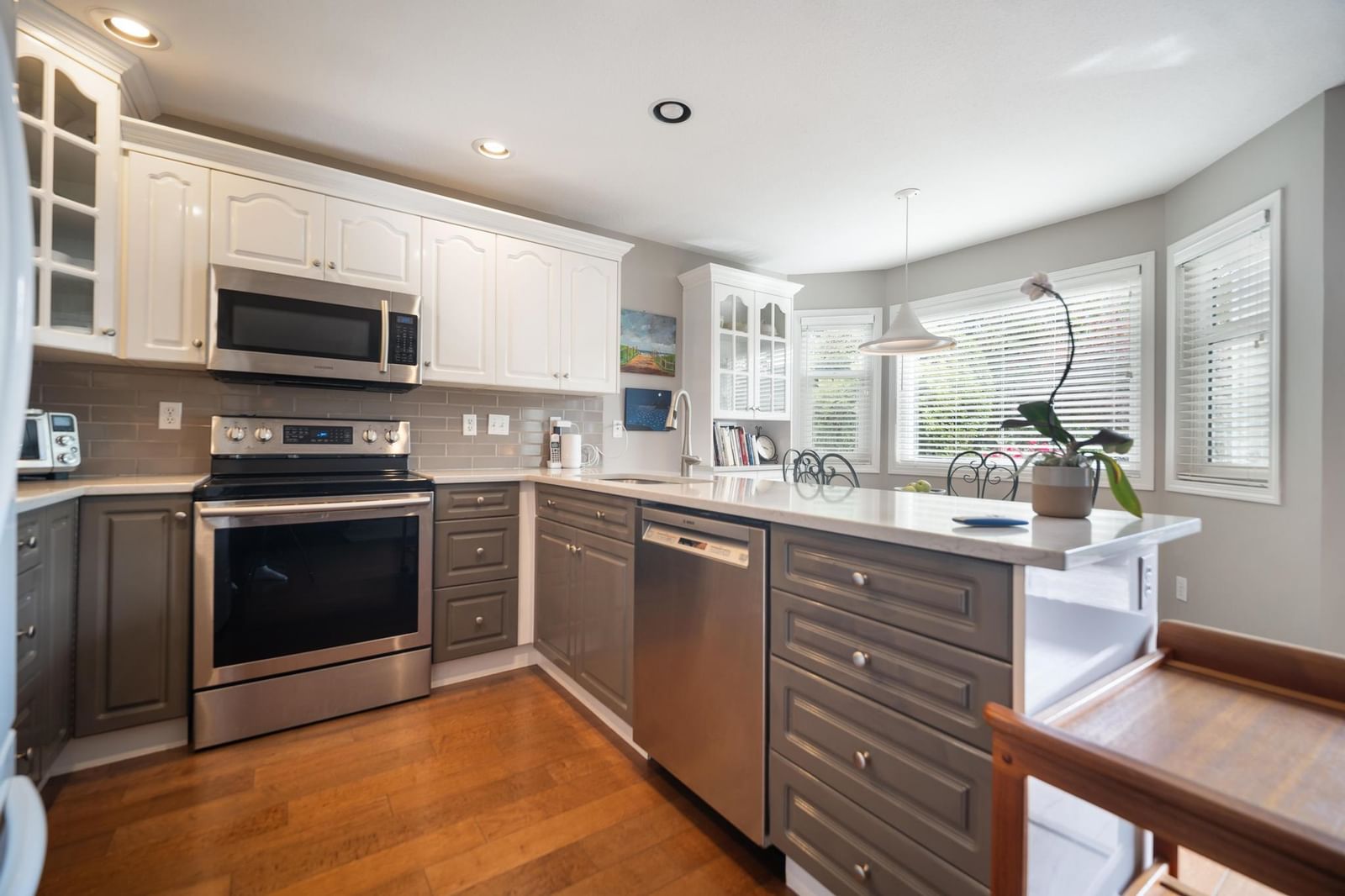 Listing Image 15