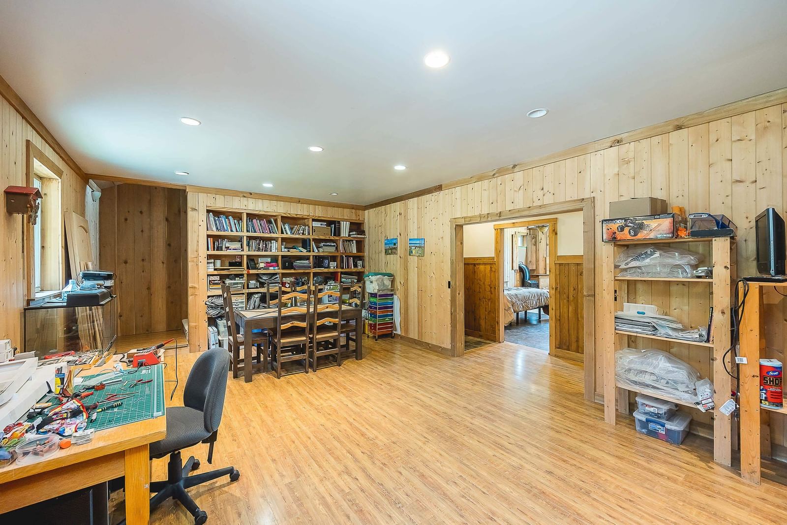 Listing Image 13