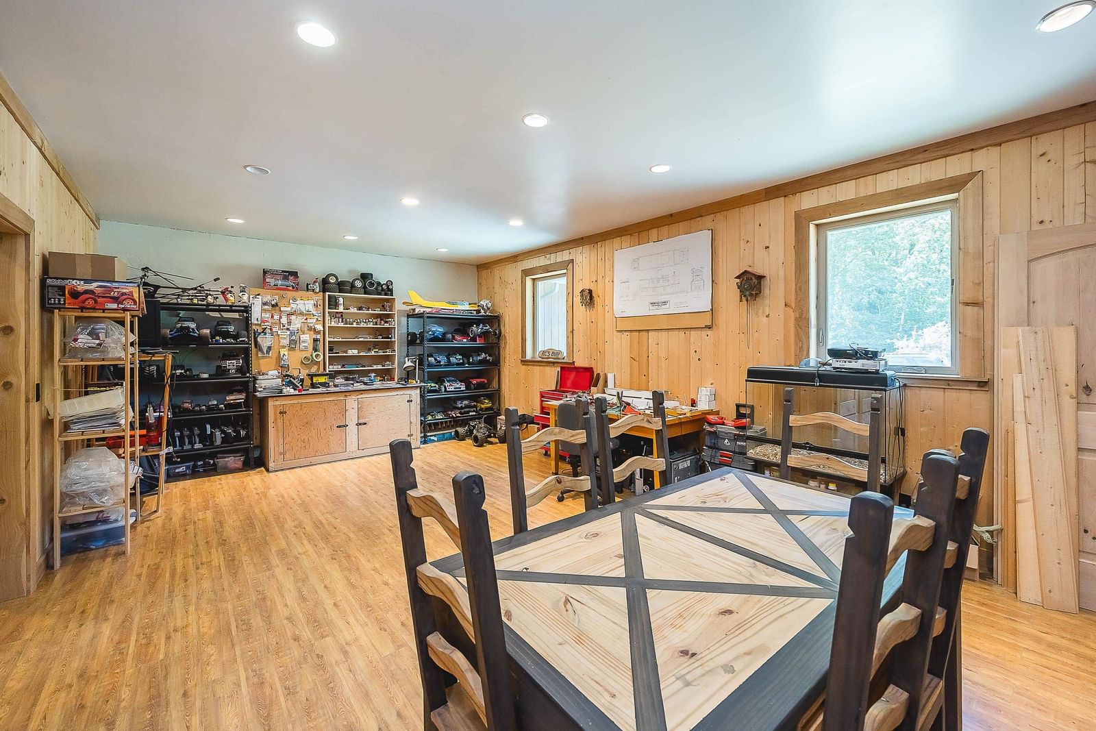 Listing Image 14