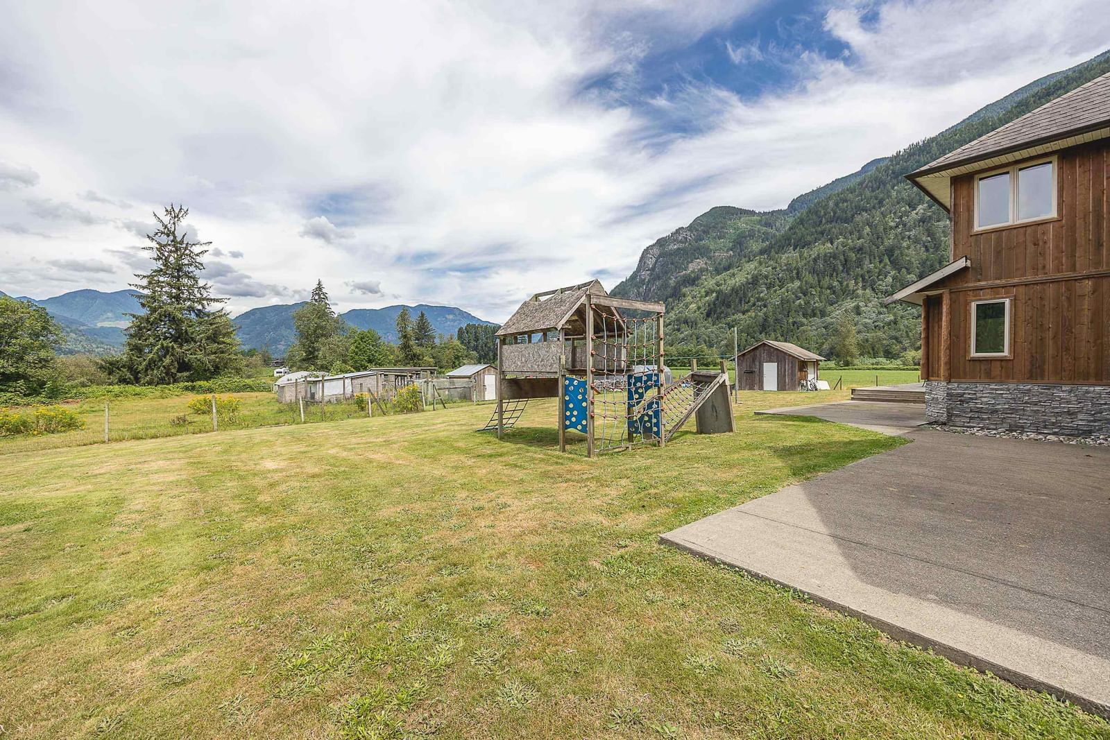 Listing Image 39