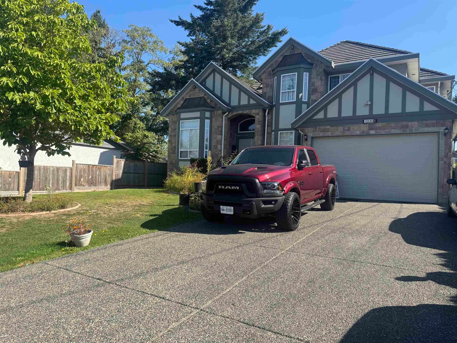 Listing Image 1