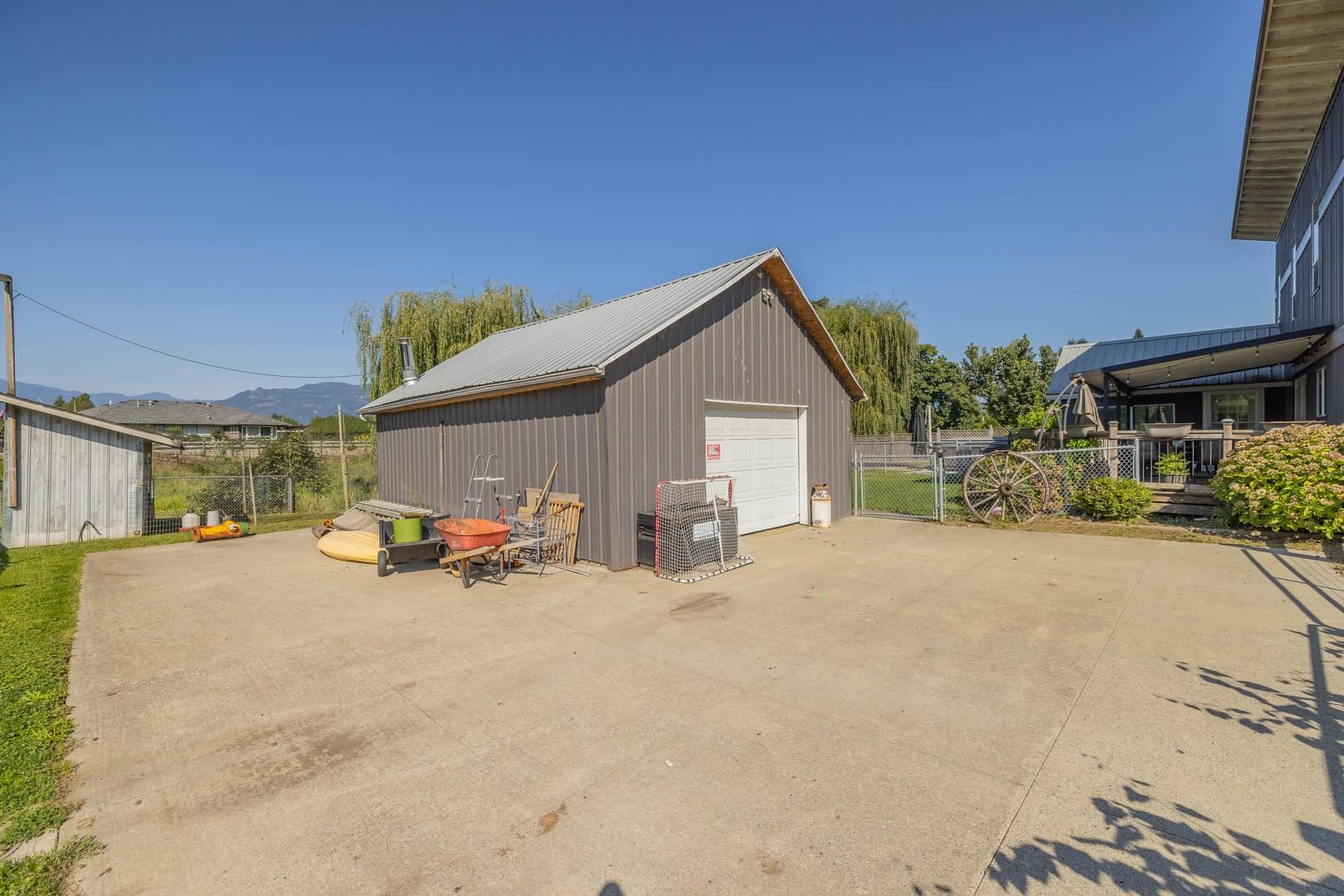 Listing Image 32