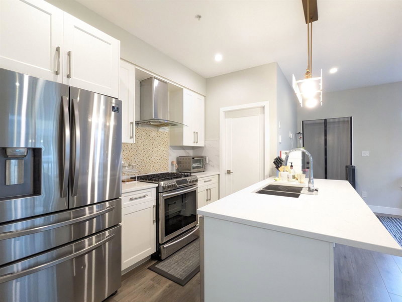 52 - 430 Duncan Street, New Westminster, V3M 0M2 | Image 3