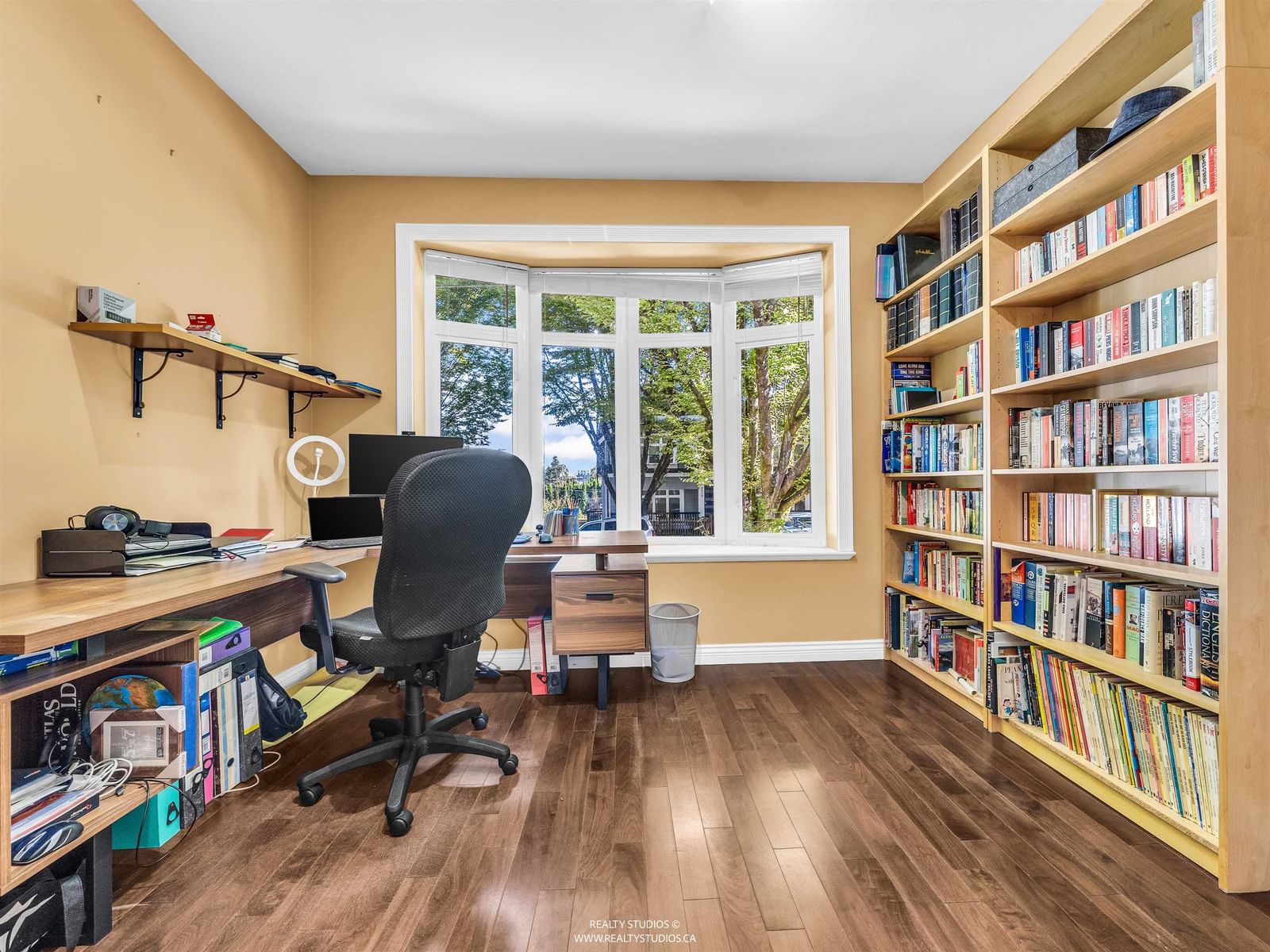 Listing Image 13