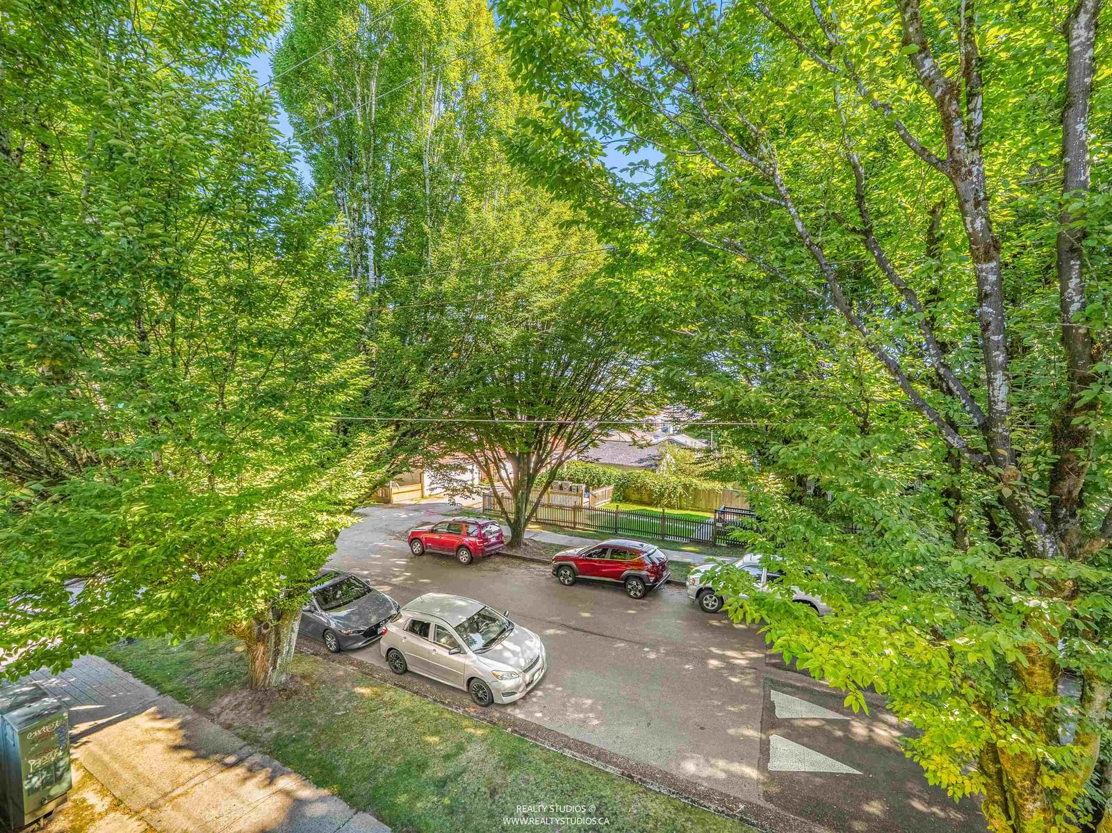 Listing Image 28