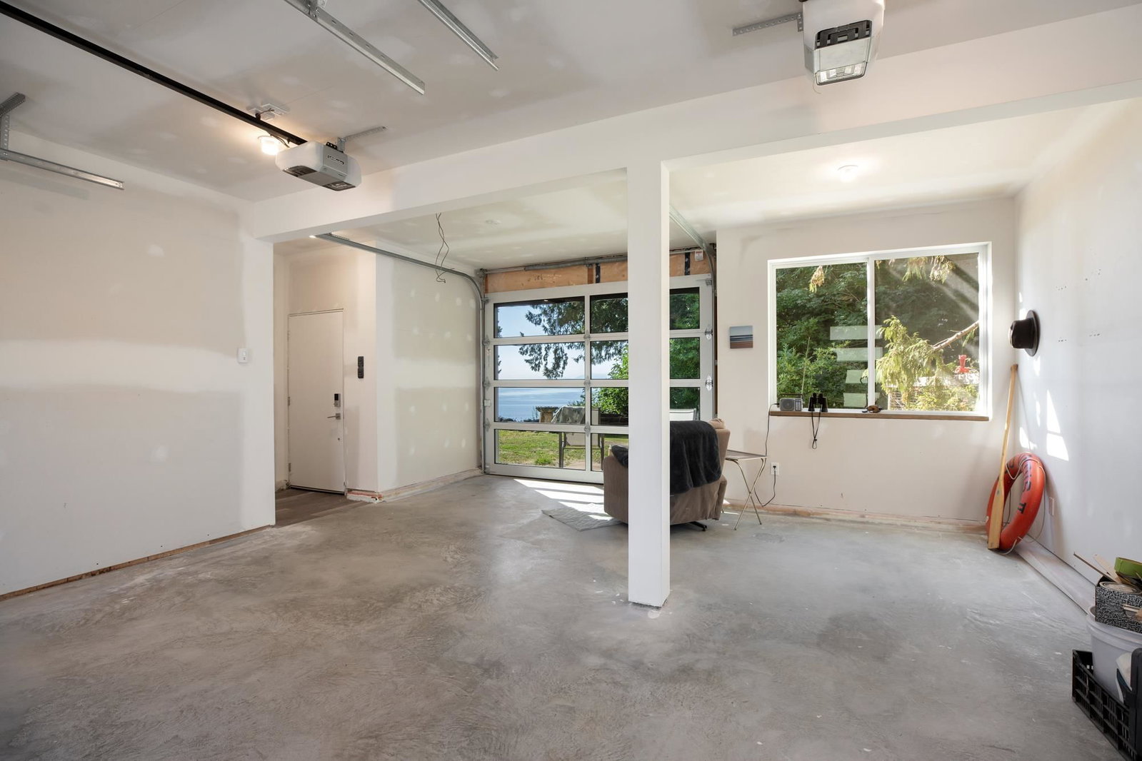 Listing Image 28