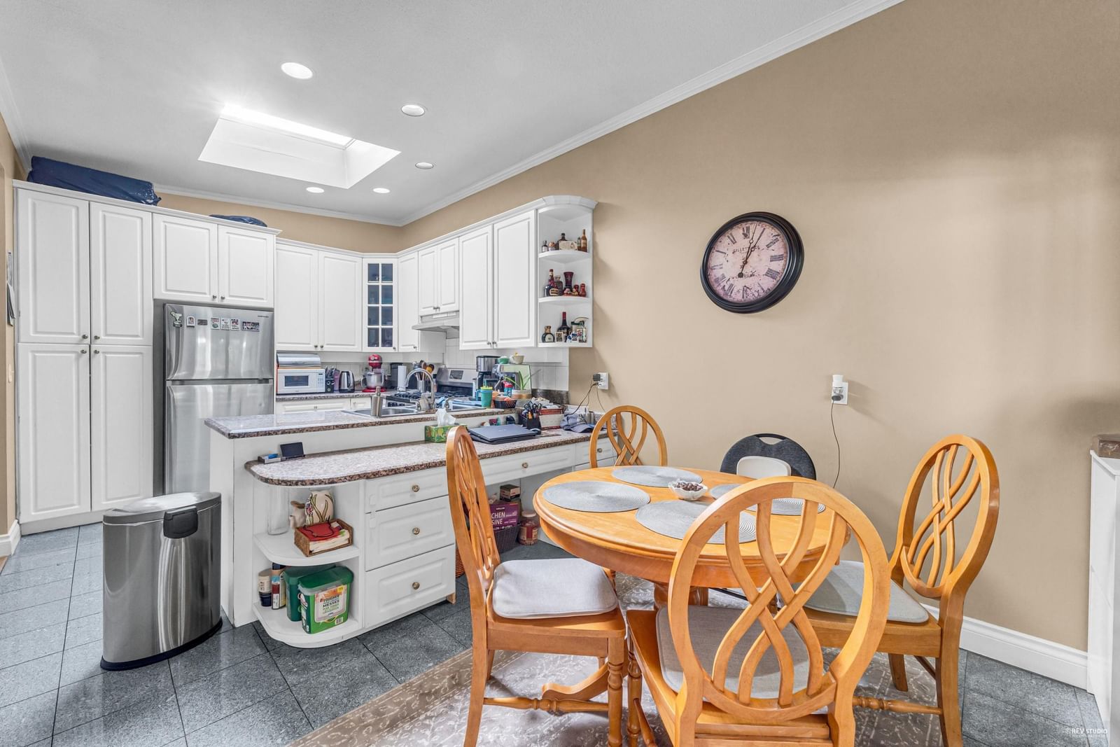 Listing Image 13