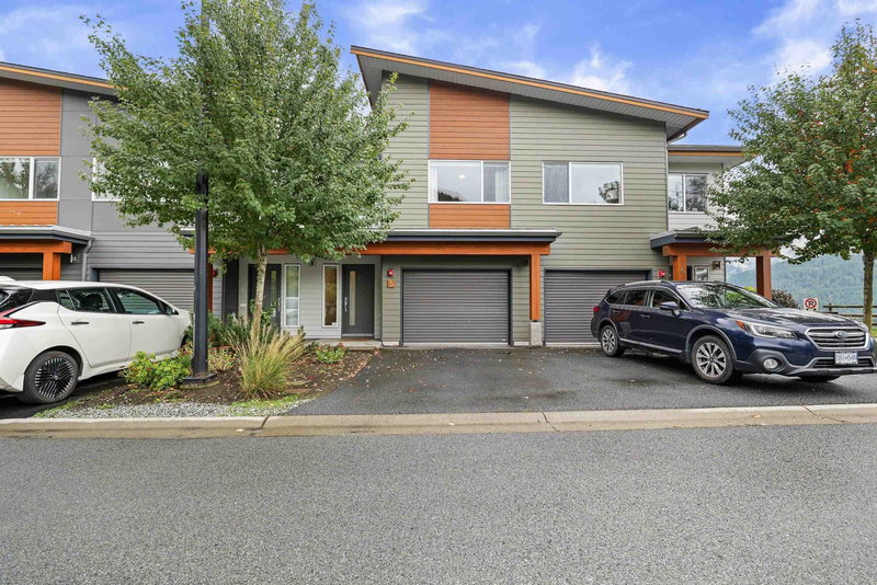 5 - 41365 Skyridge Place, Squamish, V8B 0Y6 | Image 2