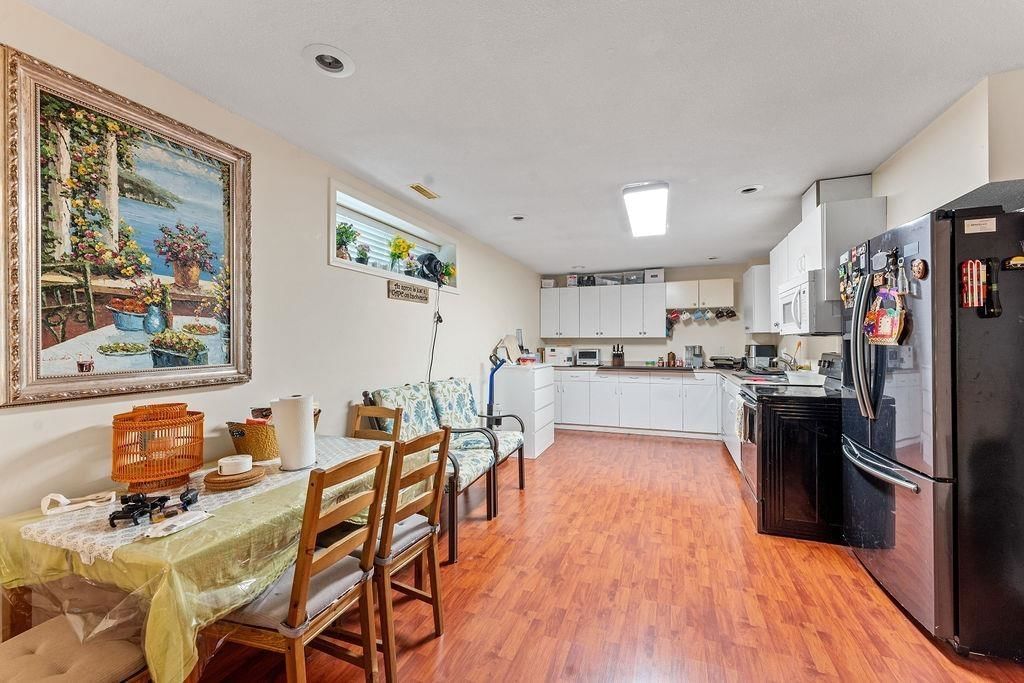 Listing Image 20