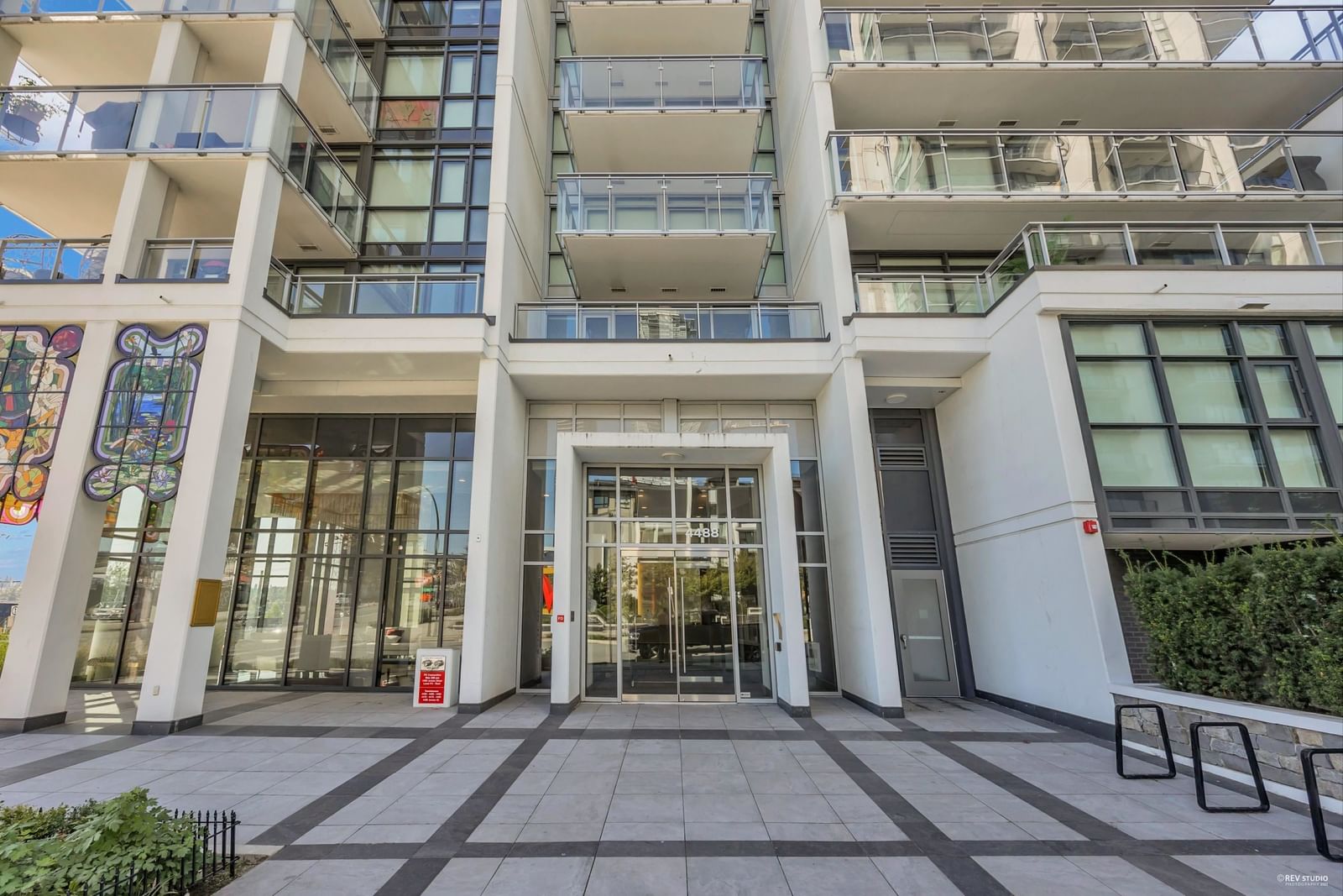 Listing Image 9