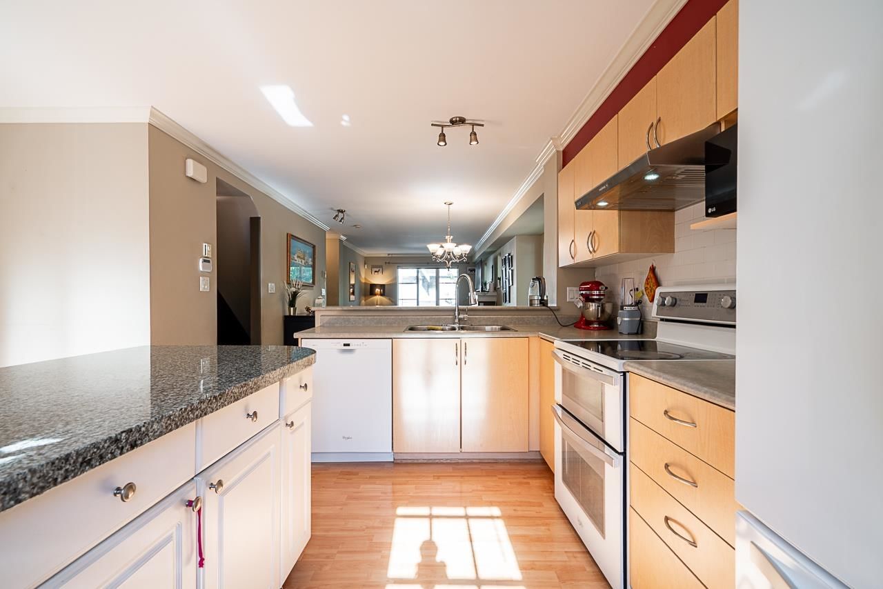 Listing Image 14