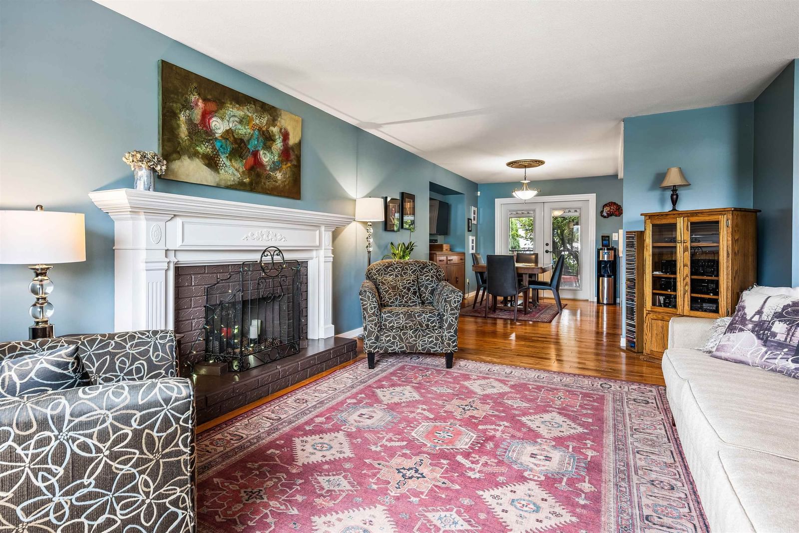Listing Image 9