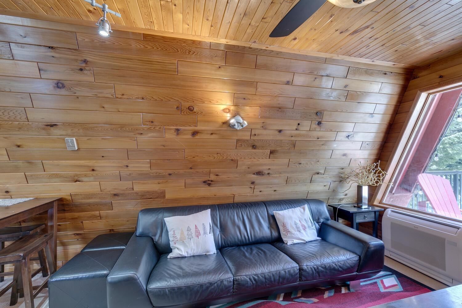 Listing Image 26