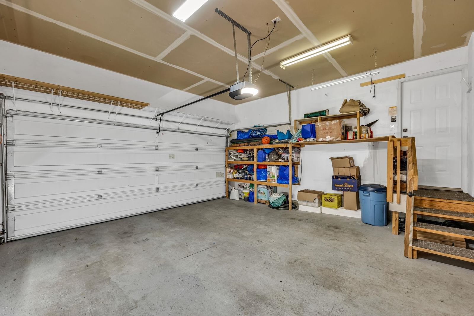 Listing Image 28