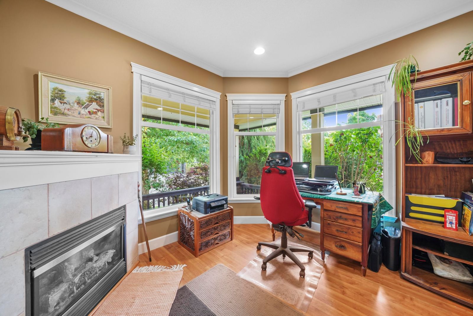 Listing Image 6