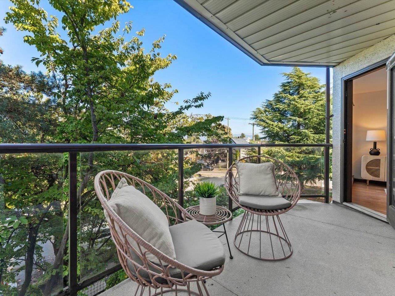 Listing Image 18