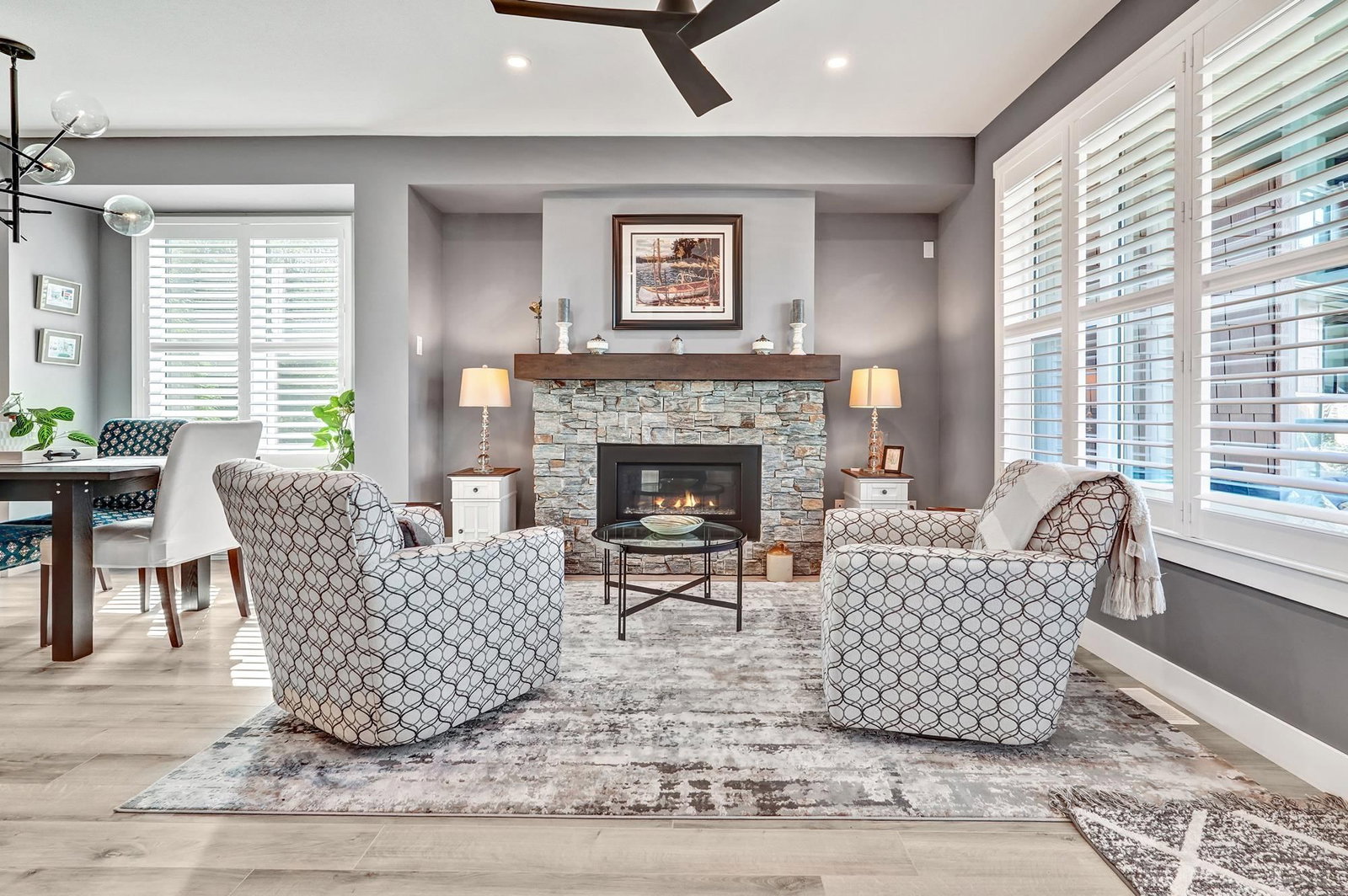 Listing Image 8