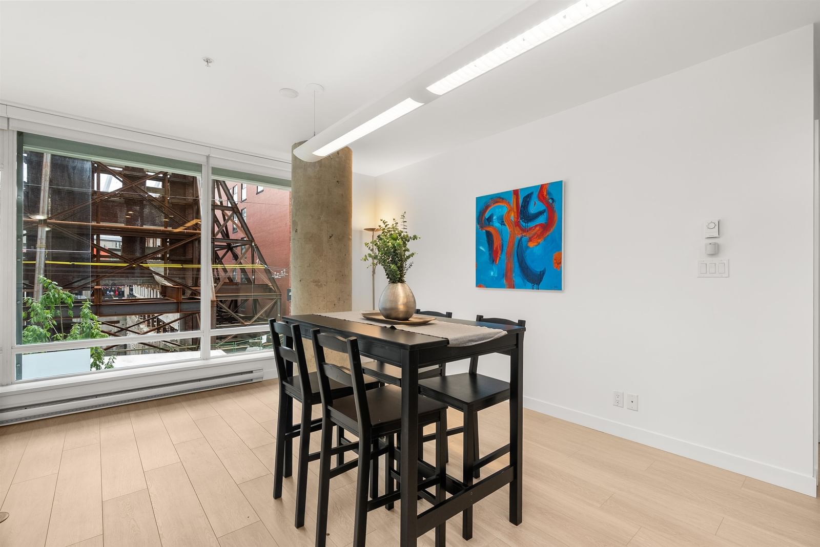 Listing Image 15