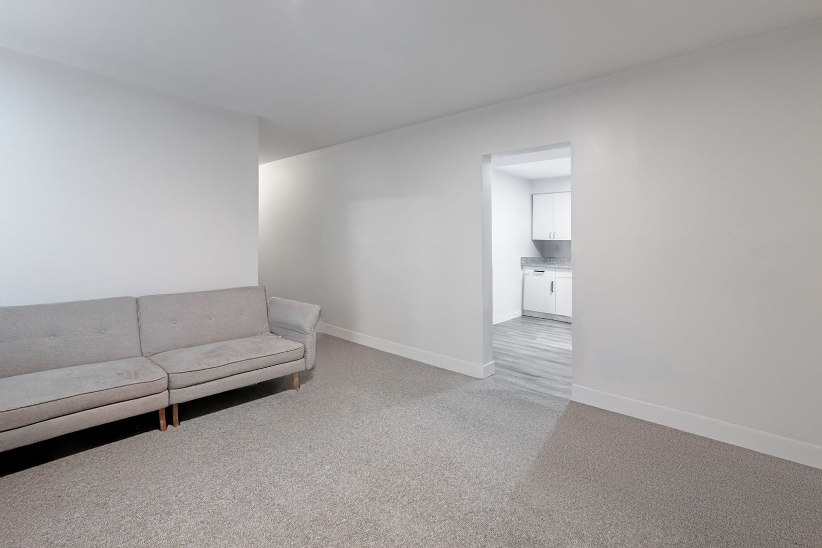 Listing Image 17