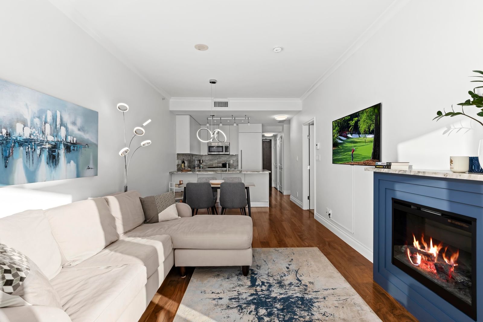 Listing Image 10