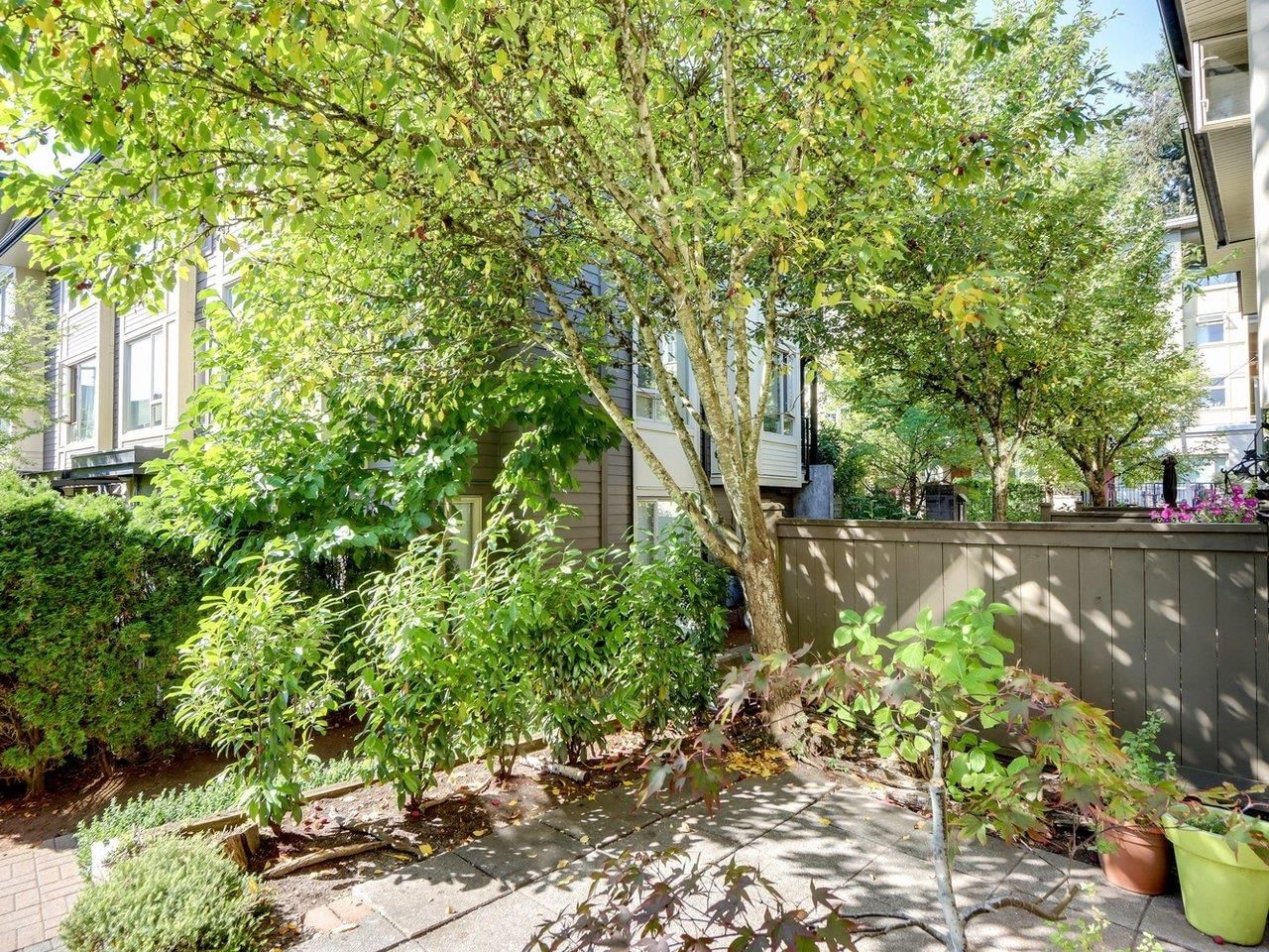 Listing Image 20