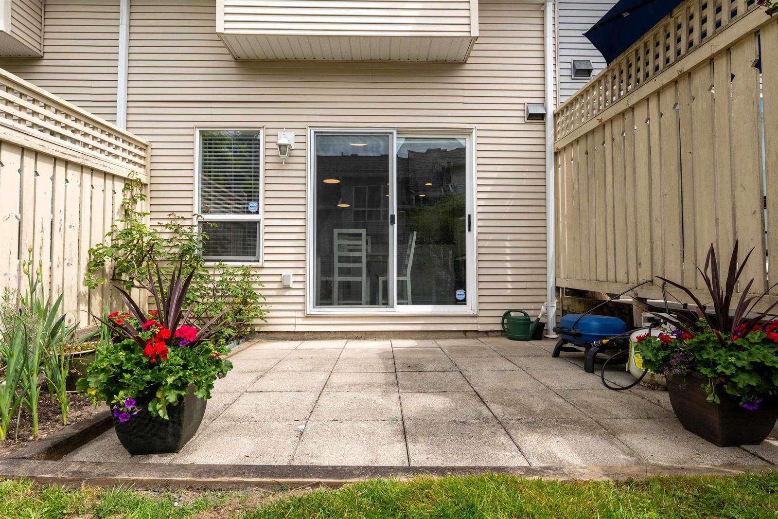 Listing Image 33