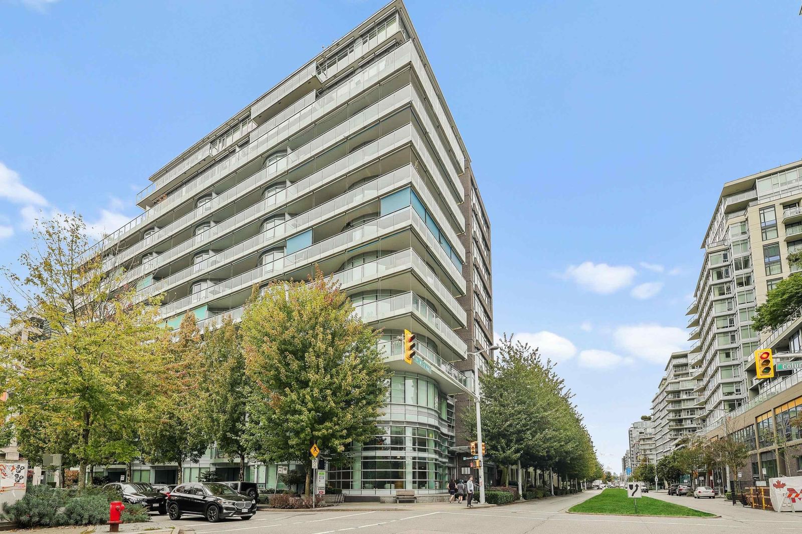 Listing Image 5