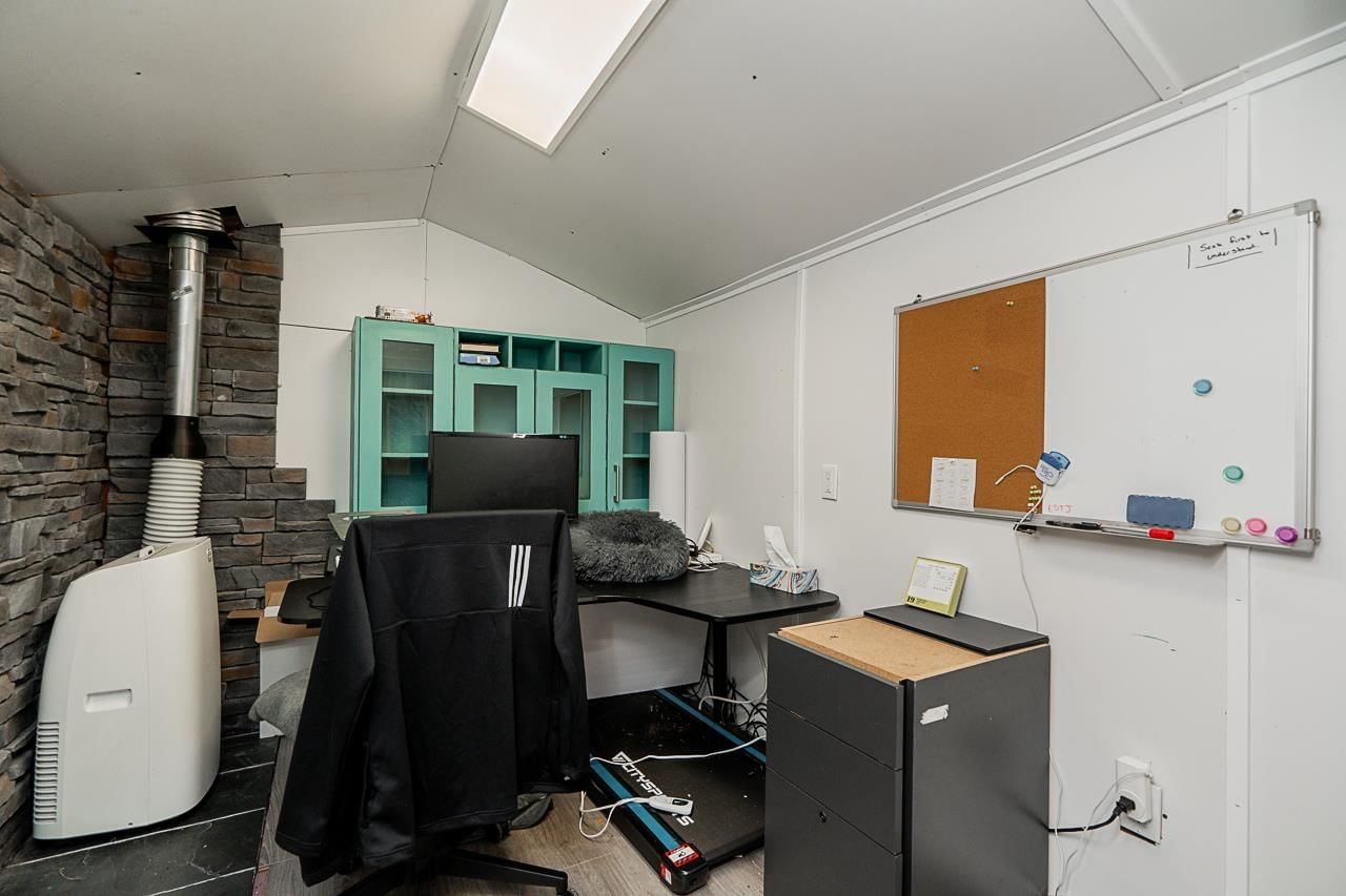 Listing Image 32