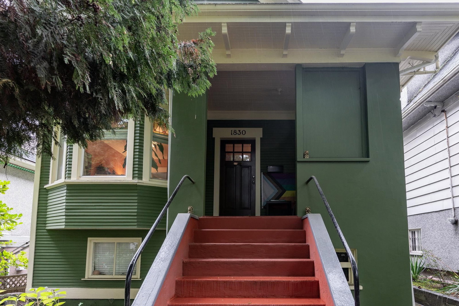 Listing Image 3