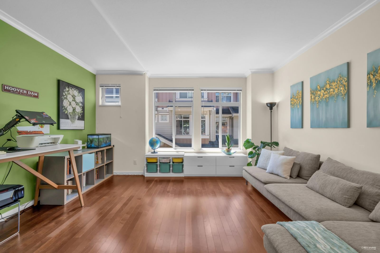 Listing Image 10