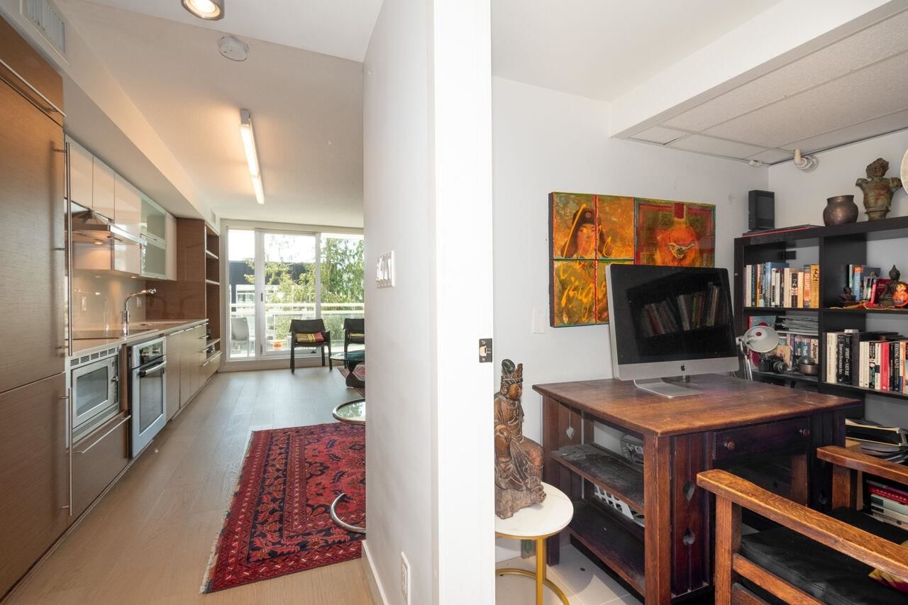 Listing Image 18