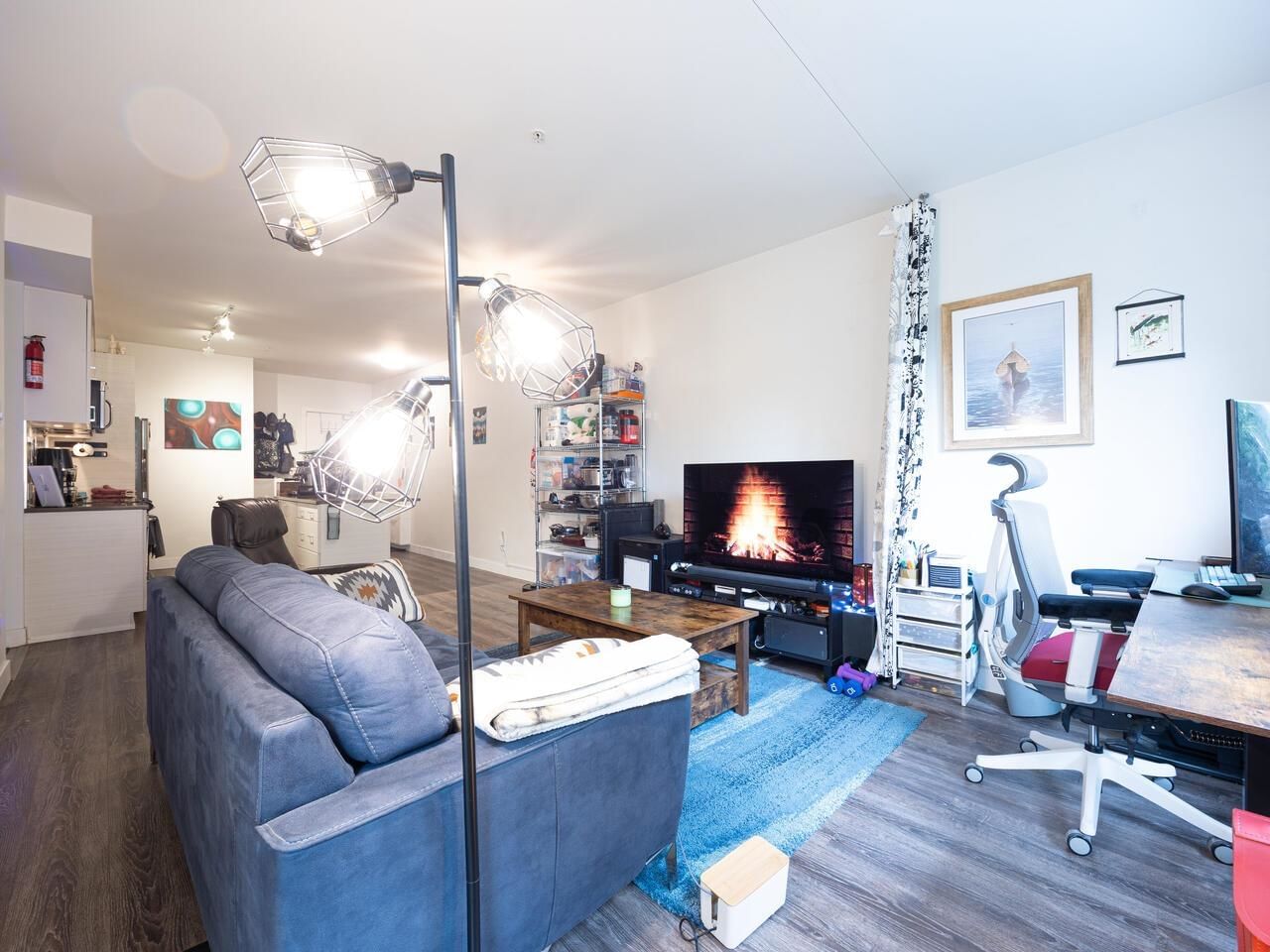 Listing Image 9