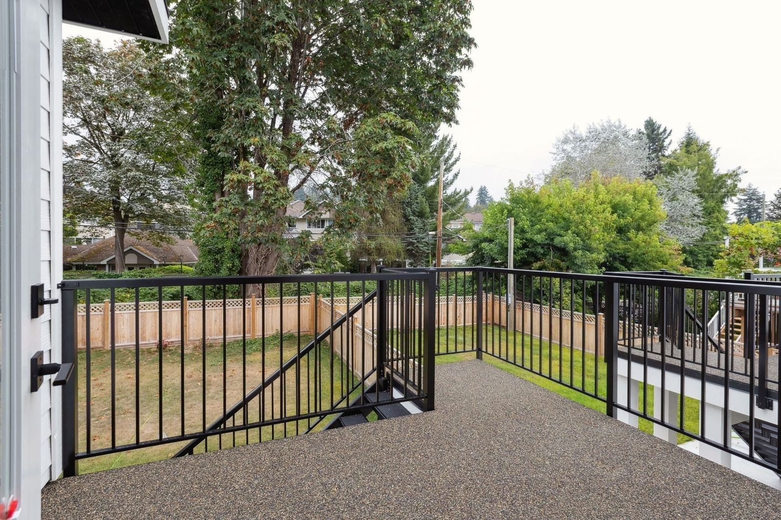 Listing Image 17