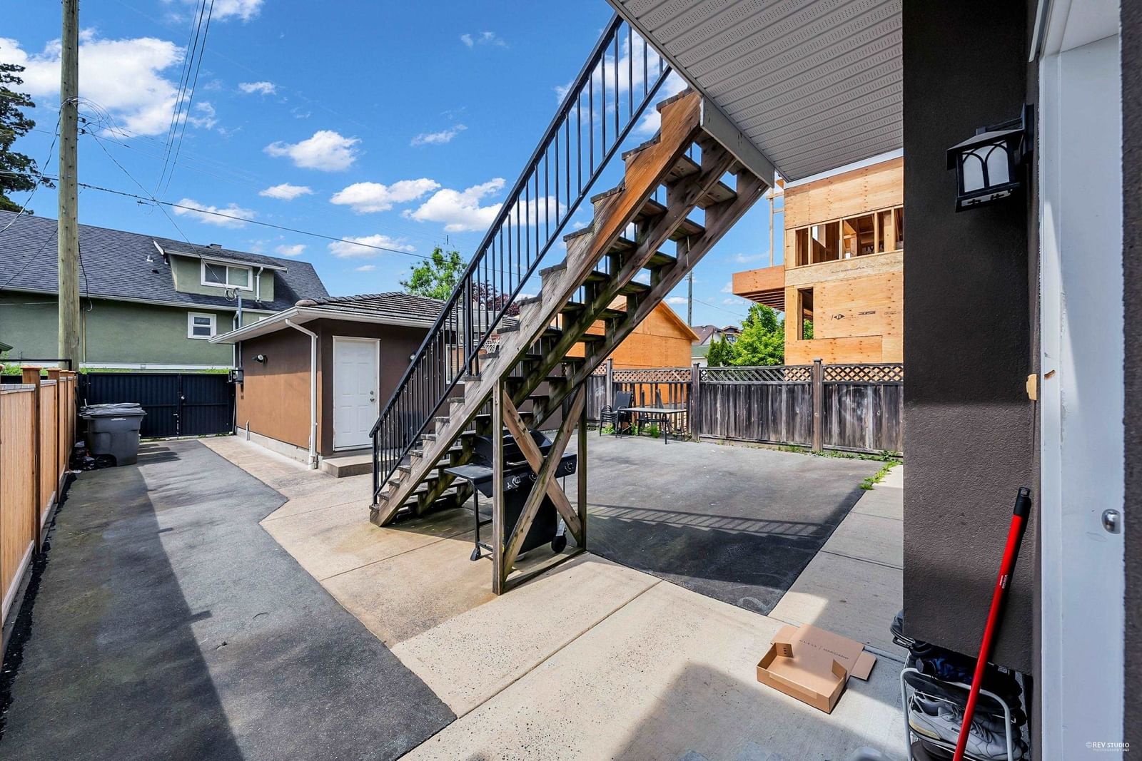 Listing Image 21
