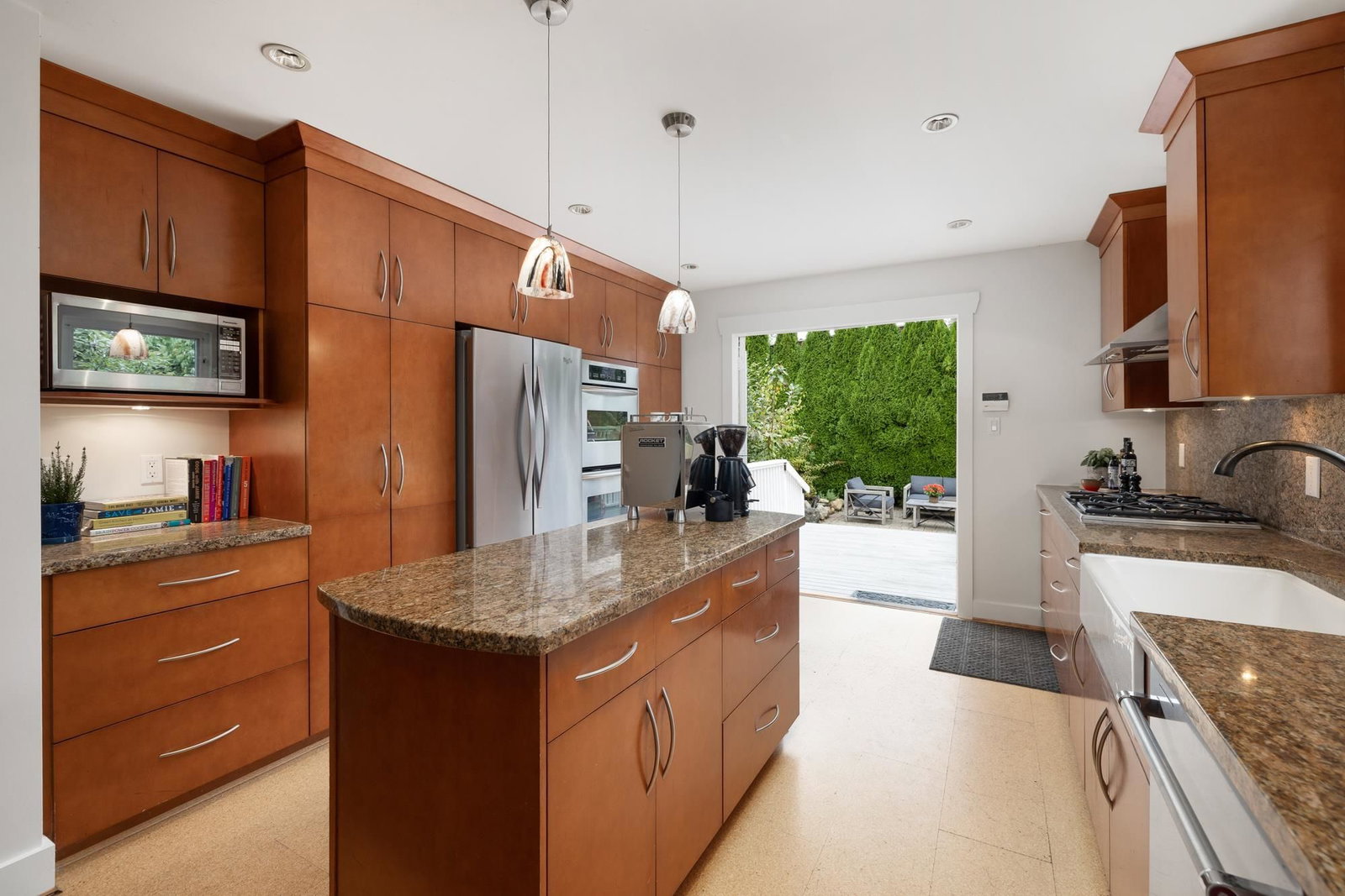Listing Image 15